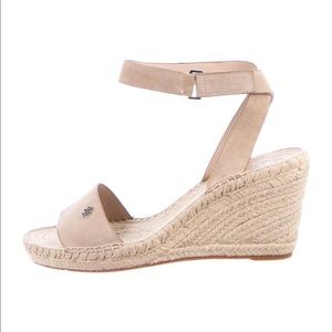 Tory Burch (NEVER WORN) Wedge sport suede